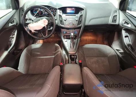 2016 Ford Focus Se z USA, uszkodzony, nr VIN 1FADP3F22GL405475